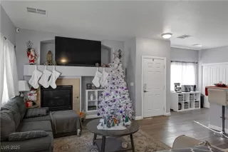 Photo #1: 2642963 Listing