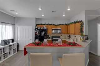 Photo #5: 2642963 Listing