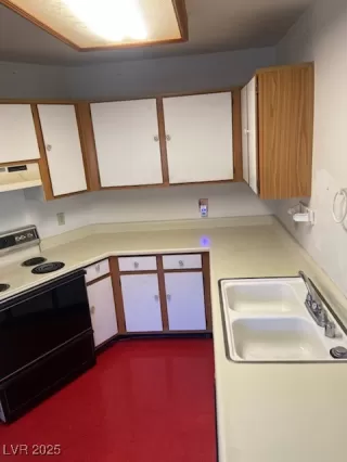 Photo #3: 2642971 Listing