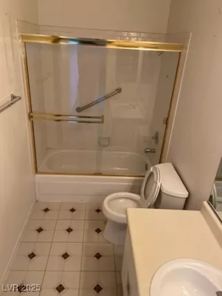 Photo #4: 2642971 Listing