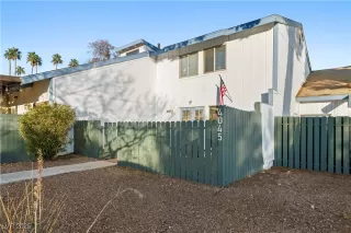 Photo #1: 2642974 Listing