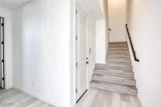 Photo #3: 2642986 Listing 