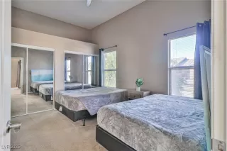 Photo #5: 2642987 Listing