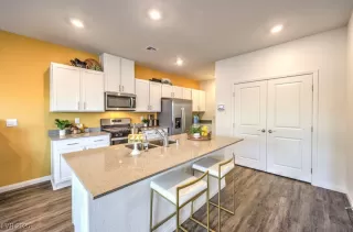 Photo #2: 2643002 Listing 