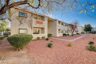 Photo #1: 2643032 Listing