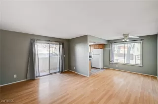 Photo #3: 2643032 Listing