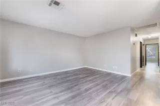 Photo #4: 2643061 Listing 