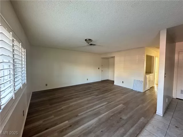 MLS: 2643162 Condo For Sale