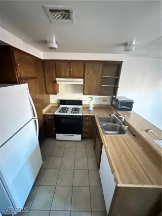 Photo #4: 2643162 Listing 