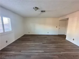 Photo #6: 2643162 Listing 