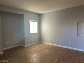 Photo #3: 2643241 Listing 