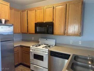 Photo #5: 2643241 Listing 