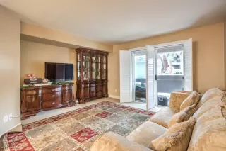 Photo #4: 2643270 Listing