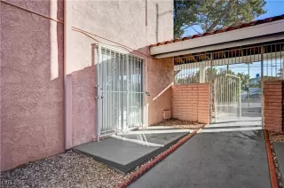 Photo #4: 2643320 Listing 