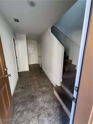 Photo #1: 2643335 Listing 