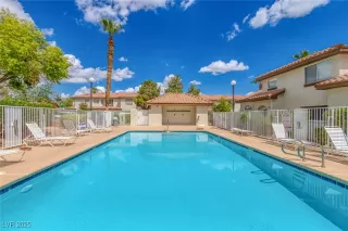 Photo #6: 2643347 Listing