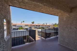 Photo #2: 2643359 Listing