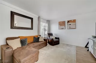 Photo #3: 2643370 Listing 