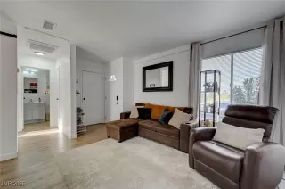 Photo #4: 2643370 Listing 