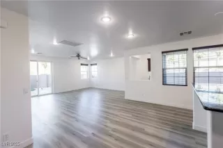 Photo #2: 2643378 Listing 