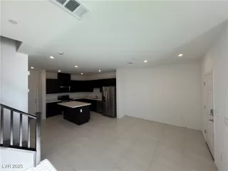 Photo #4: 2643394 Listing 