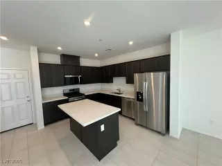 Photo #6: 2643394 Listing 