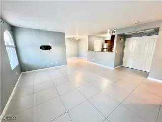 Photo #5: 2643425 Listing 