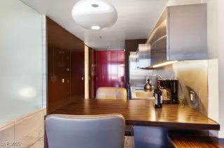 Photo #1: 2643449 Listing