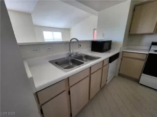 Photo #4: 2643471 Listing 