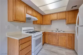 Photo #3: 2643482 Listing