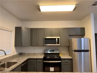 Photo #1: 2643489 Listing