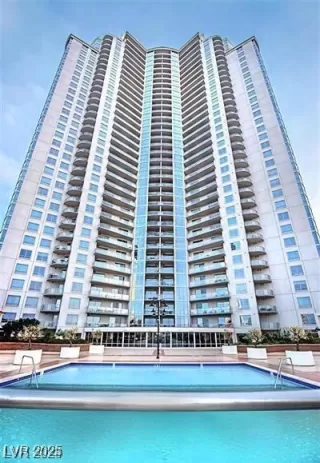 Photo #1: 2643490 Listing