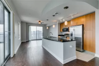 Photo #3: 2643490 Listing