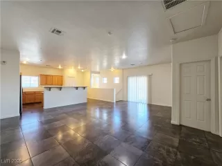 Photo #2: 2643497 Listing 