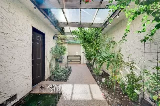 Photo #2: 2643531 Listing 