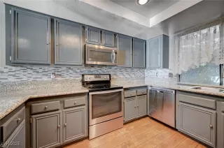 Photo #6: 2643531 Listing 