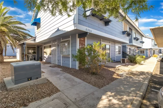 MLS: 2643575 Condo For Sale