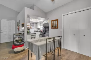 Photo #6: 2643575 Listing