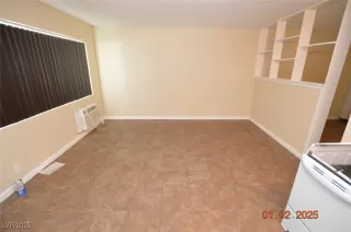 Photo #2: 2643682 Listing 