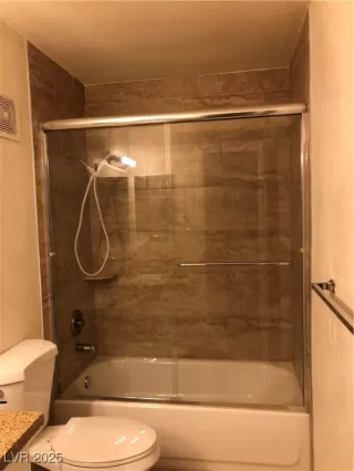 Photo #4: 2643691 Listing