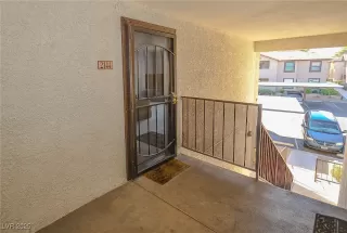 Photo #2: 2643733 Listing 