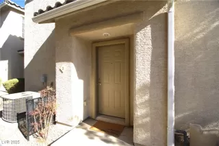 Photo #2: 2643793 Listing 