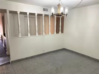 Photo #4: 2643814 Listing