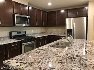 Photo #2: 2643818 Listing 