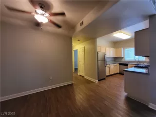 Photo #6: 2643843 Listing