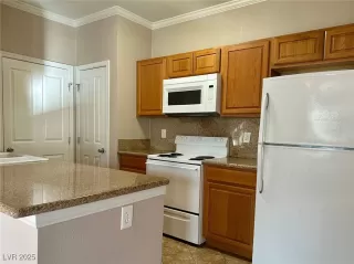 Photo #6: 2643926 Listing 