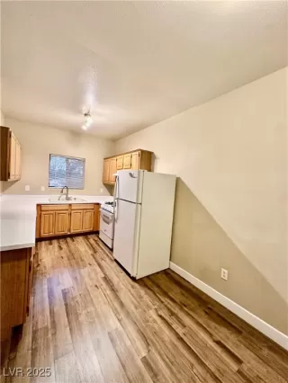 Photo #3: 2643935 Listing