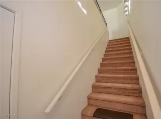 Photo #4: 2643938 Listing 