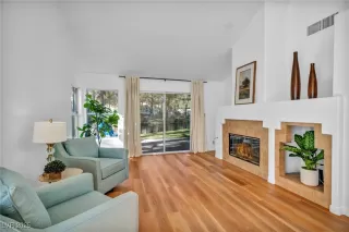 Photo #3: 2643947 Listing 