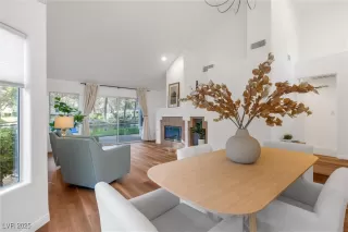 Photo #6: 2643947 Listing 